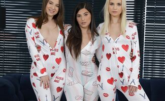 Pajamas Party Featuring Ariana Van X, Kylie Green And Lika Star