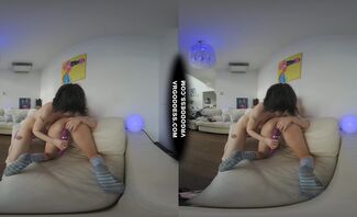 Josie Getting Her Pussy Vibrated Explicitly To Orgasm By Big Boobed Sofie White Casting Couch