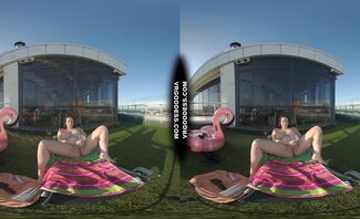 Vanessa Klein Jilling With Some Big Dildos For Deep Penetration Rooftop Bubble Sunbathing