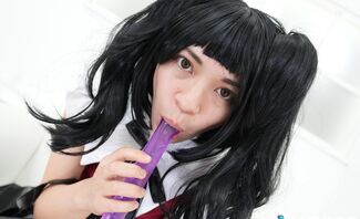 Juicy Goth Babe Hikaru Sena Masturbates In Stockings