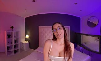 Step Into Her Jeans – Rosse