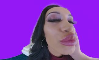 Gia Vendetti Needs Fresh Cock [Passthrough]