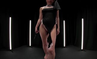 Sacrifice to the God of Fashion 2 featuring Luna VR Queens
