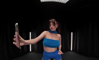 Toree Rehearses a Dance