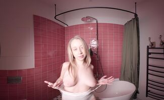My Pussy Was Never So Much Hot as Today featuring Roosa